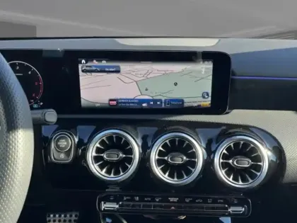 Photo 23 Mercedes Classe A Gén. IV (W177) Ph2 AMG Line 5