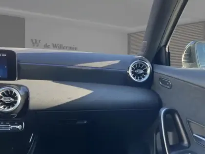 Photo 10 Mercedes Classe A Gén. IV (W177) Ph2 AMG Line 5