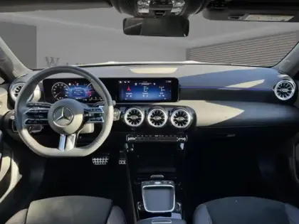 Photo 8 Mercedes Classe A Gén. IV (W177) Ph2 AMG Line 5