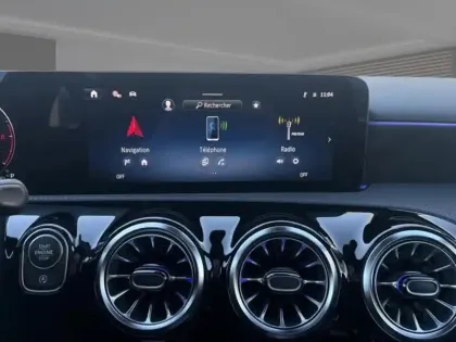 Photo 6 Mercedes Classe A 200 d Star Edition