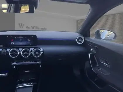 Photo 10 Mercedes Classe A 200 d Star Edition