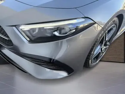 Photo 19 Mercedes Classe A 200 d Star Edition