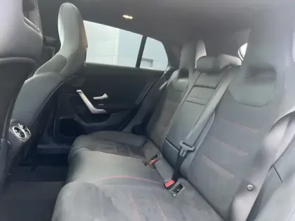 Photo 18 Mercedes CLA  200 Shooting Brake AMG Lin