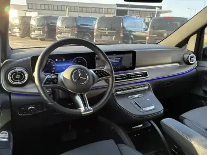 Photo 23 Mercedes CLA sse V 300d Extra-Long Avant