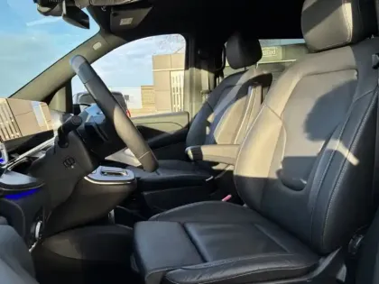 Photo 15 Mercedes CLA sse V 300d Extra-Long Avant