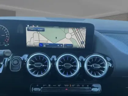 Photo 11 Mercedes GLA 250 e Hybrid EQ AMG Line