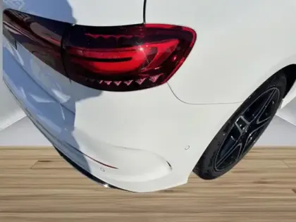 Photo 18 Mercedes Classe B 200 d AMG Line