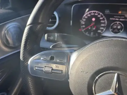 Photo 16 Mercedes Classe E E 220 d Berline Sportline