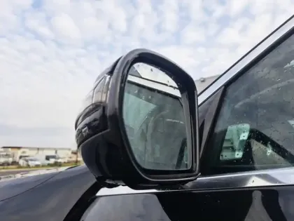 Photo 30 Mercedes Classe E Gén. V (W213) Ph1 Sportline 4