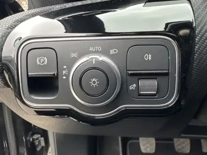 Photo 14 Mercedes Classe A Gén. IV (W177) Ph1 Style Line 5