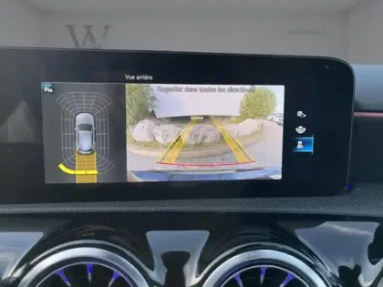 Photo 9 Mercedes Classe A 200 d AMG Line