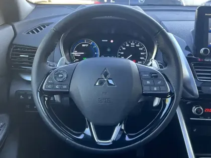 Photo 6 Mitsubishi Eclipse 2.4 Twin Motor 4WD Instyle