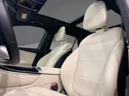 Photo 29 Mercedes Classe GLC 300 e Hybrid EQ 4MATIC Avantga