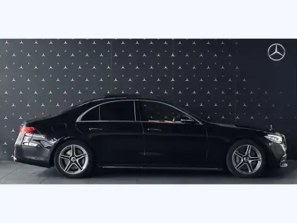 Photo 5 Mercedes CLA 580 e 4MATIC Berline AMG Line