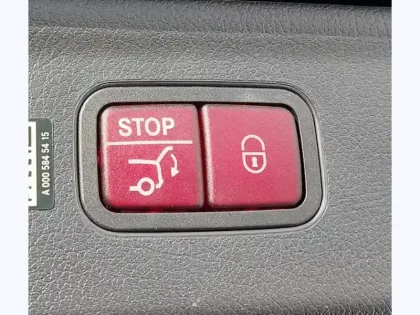 Photo 33 Mercedes EQE Gén. I Ph1 AMG Line 5