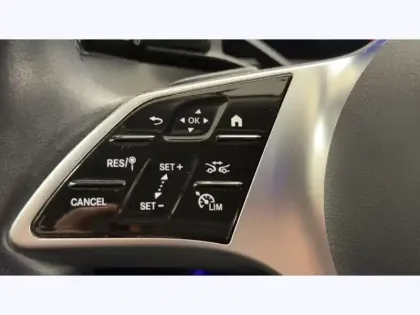 Photo 11 Mercedes Classe C 200 d Avantgarde Line