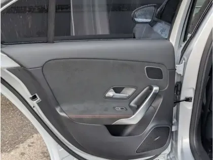 Photo 18 Mercedes Classe A Gén. IV (W177) Ph2 AMG Line 5