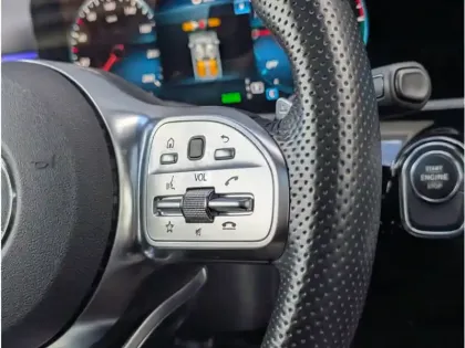 Photo 12 Mercedes Classe A Gén. IV (W177) Ph2 AMG Line 5