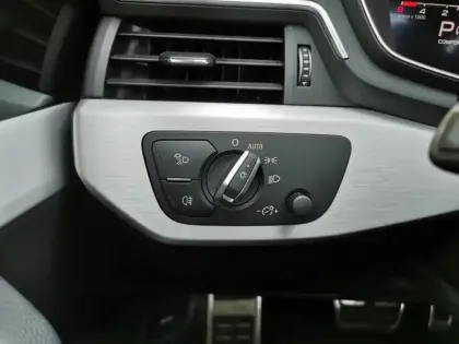 Photo 23 Audi A5 40 TDI S line 204 ch S-tronic7