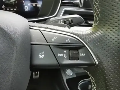 Photo 21 Audi A5 40 TDI S line 204 ch S-tronic7