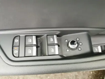 Photo 17 Audi A5 40 TDI S line 204 ch S-tronic7