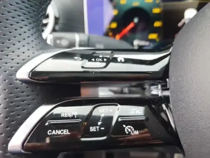 Photo 16 Mercedes CLA Gén. III (C238) Ph2 AMG Line 2