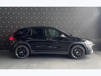 Photo 12 Mercedes GLA 250 e AMG Line