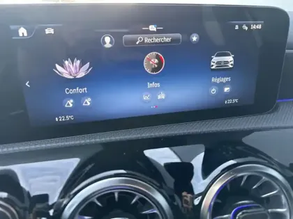 Photo 17 Mercedes Classe A 180 AMG Line