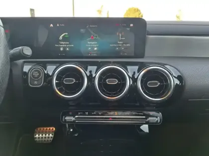 Photo 20 Mercedes CLA  200 Coupé AMG Line 