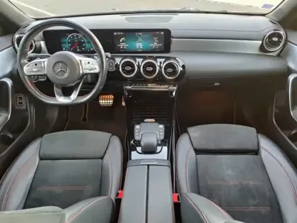 Photo 15 Mercedes CLA  200 Coupé AMG Line 