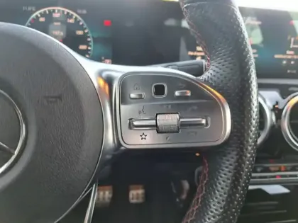 Photo 18 Mercedes CLA  200 Coupé AMG Line 