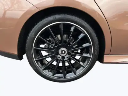 Photo 24 Mercedes CLA  220 d AMG Line