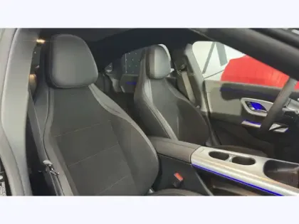 Photo 16 Mercedes CLA  200 AMG Line