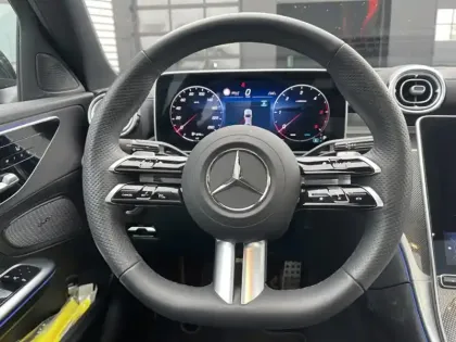 Photo 19 Mercedes Classe C  220 d Berline AMG Lin