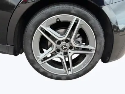 Photo 17 Mercedes Classe B 180 AMG Line