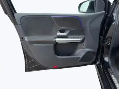 Photo 22 Mercedes Classe B 180 AMG Line