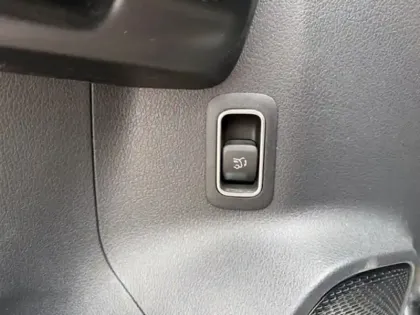 Photo 24 Mercedes Classe B 180 AMG Line