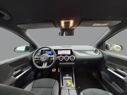 Photo 10 Mercedes Classe B 180 AMG Line