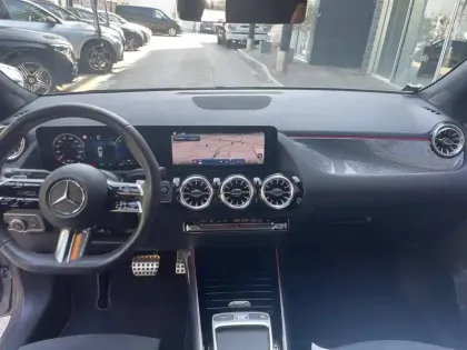 Photo 7 Mercedes Classe B 250 e AMG Line