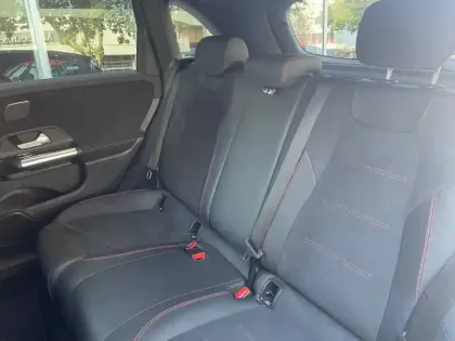 Photo 12 Mercedes Classe B 250 e AMG Line