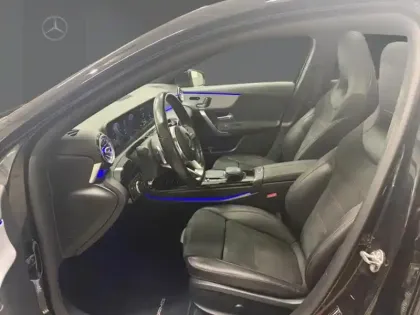 Photo 11 Mercedes Classe A 180 AMG Line