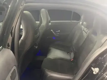 Photo 13 Mercedes Classe A 180 AMG Line