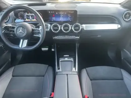 Photo 10 Mercedes GLB 200 d AMG Line