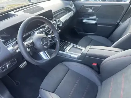 Photo 19 Mercedes GLB 200 d AMG Line