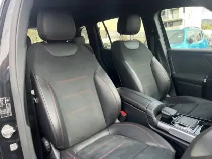 Photo 29 Mercedes GLB Gén. I (X247) Ph1 AMG Line 5