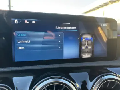 Photo 18 Mercedes Classe A 200 d AMG Line