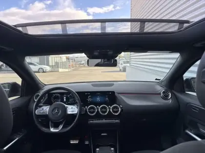 Photo 10 Mercedes EQA  250+ AMG LINE 