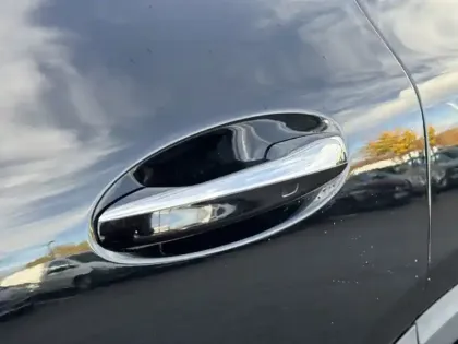 Photo 12 Mercedes EQA  250+ AMG LINE 