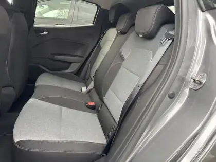 Photo 13 Mitsubishi Colt Gén. VIII Ph1 Business 5