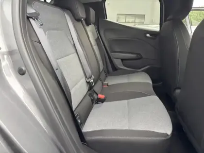 Photo 16 Mitsubishi Colt Gén. VIII Ph1 Business 5